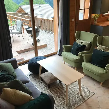 - Restful 2 Bed For Ski, Cycle & Family *